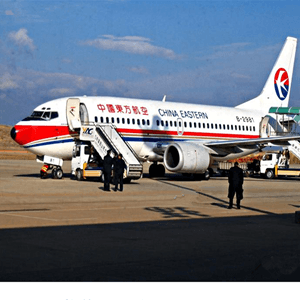 瑷珲机场空运航空快运业稳步发展的原因是什么？